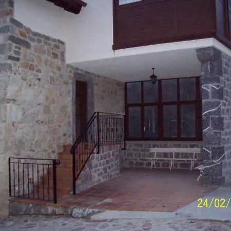 Apartament Rurales La Lastra 2 Llaves, Caso