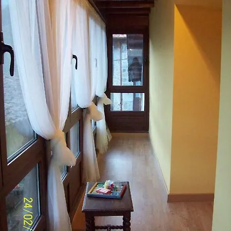 Rurales La Lastra 2 Llaves, Apartament